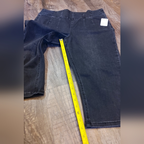 FREE PEOPLE We The Free Carousel Pull-On Capri Jeans NWT - Picture 11 of 14